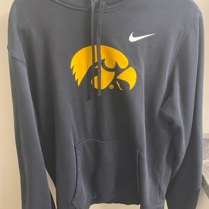 Large Nike Iowa Hawkeyes Hoodie
